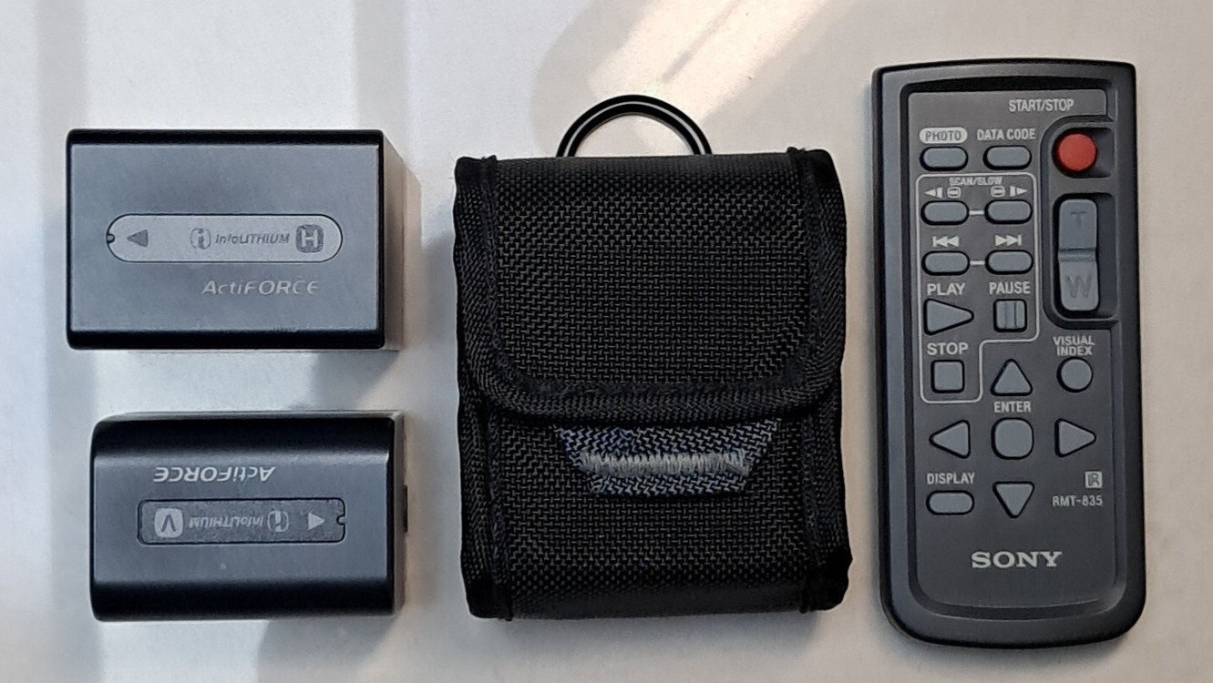 소니 캠코더 핸디캠 HDR-PJ675--4