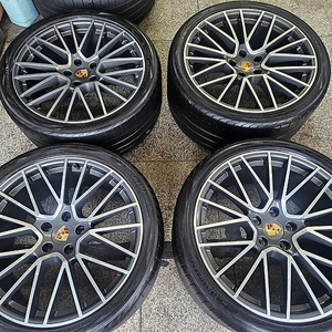 포르쉐 9Y0 카이엔쿠페터보 정품 22인치 휠 타이어 셋트