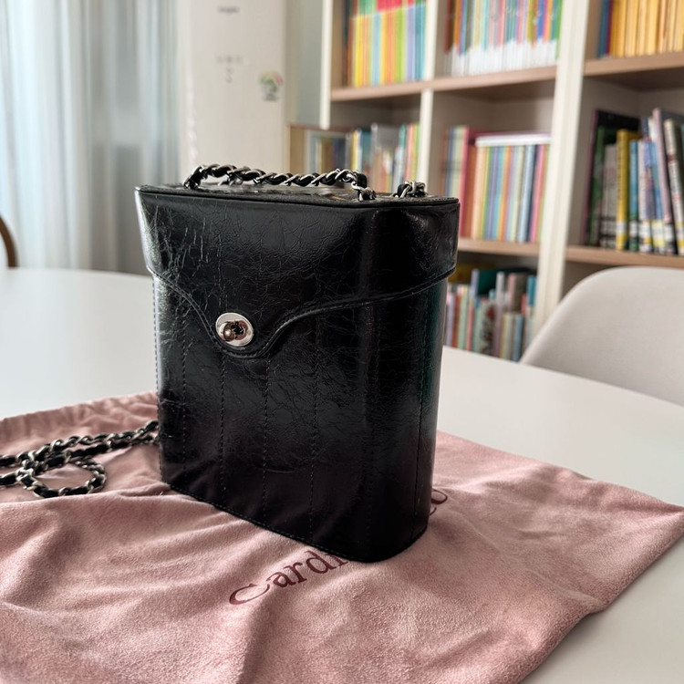 카디널레드 하디백 블랙--1