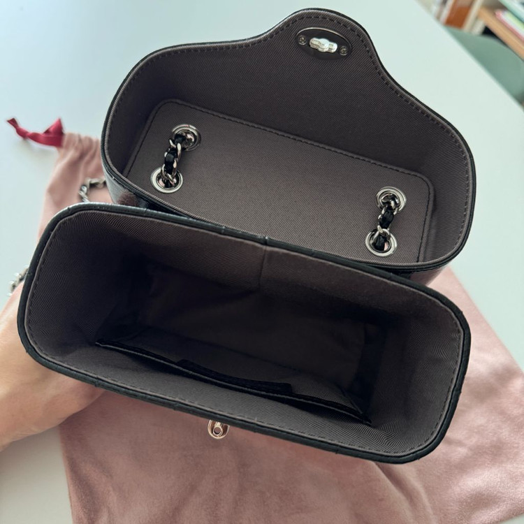 카디널레드 하디백 블랙--5