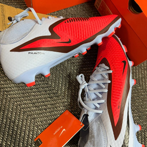 나이키 축구화 팬텀 6 하이 아카데미 255 260 사이즈 새상품