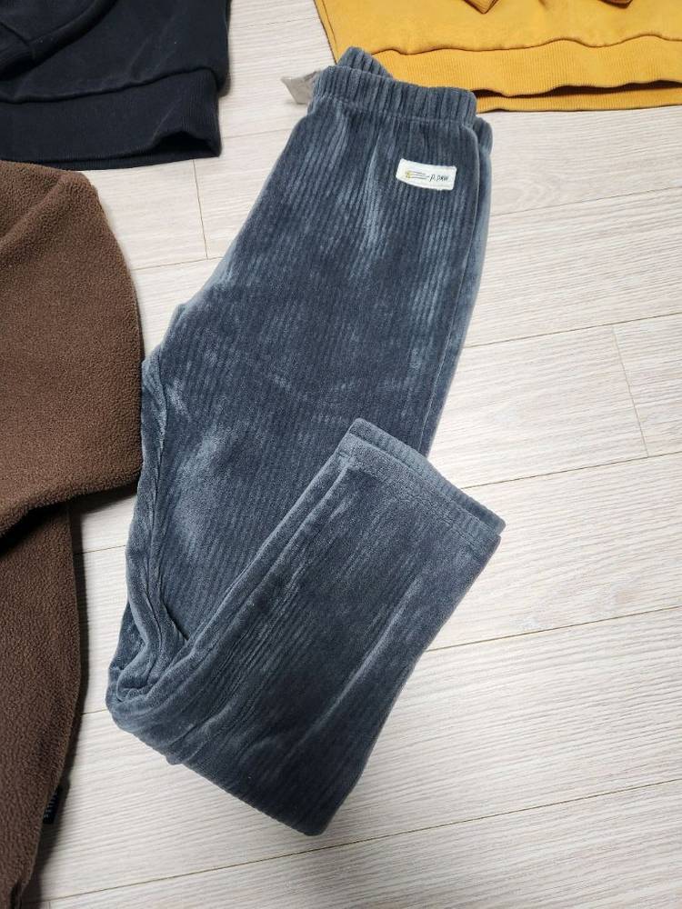 유아동 겨울옷 130사이즈 4벌 일괄--3