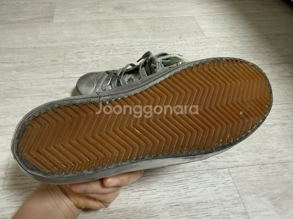 골든구스 슈퍼스타 스니커즈--2