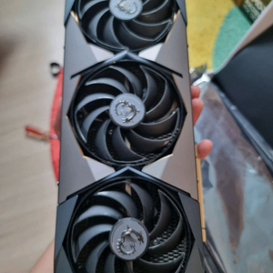 msi 3070ti 슈프림x 그래픽카드 팝니다