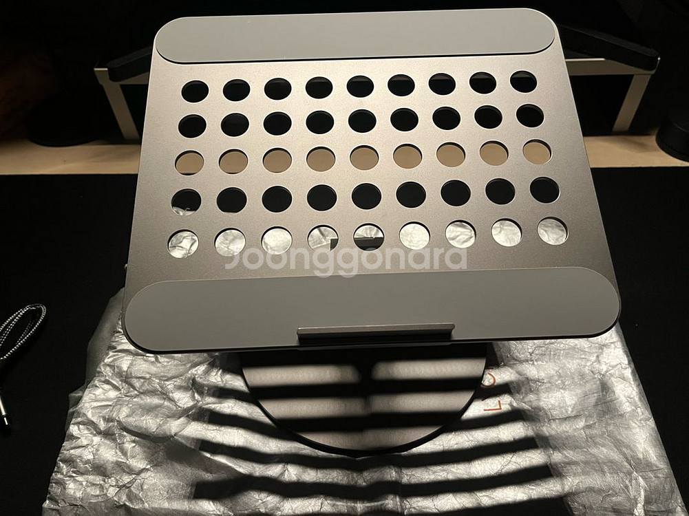 리카틸 X5 Pro 노트북 맥북 거치대 8in1 HUB 360도 회전 스--2