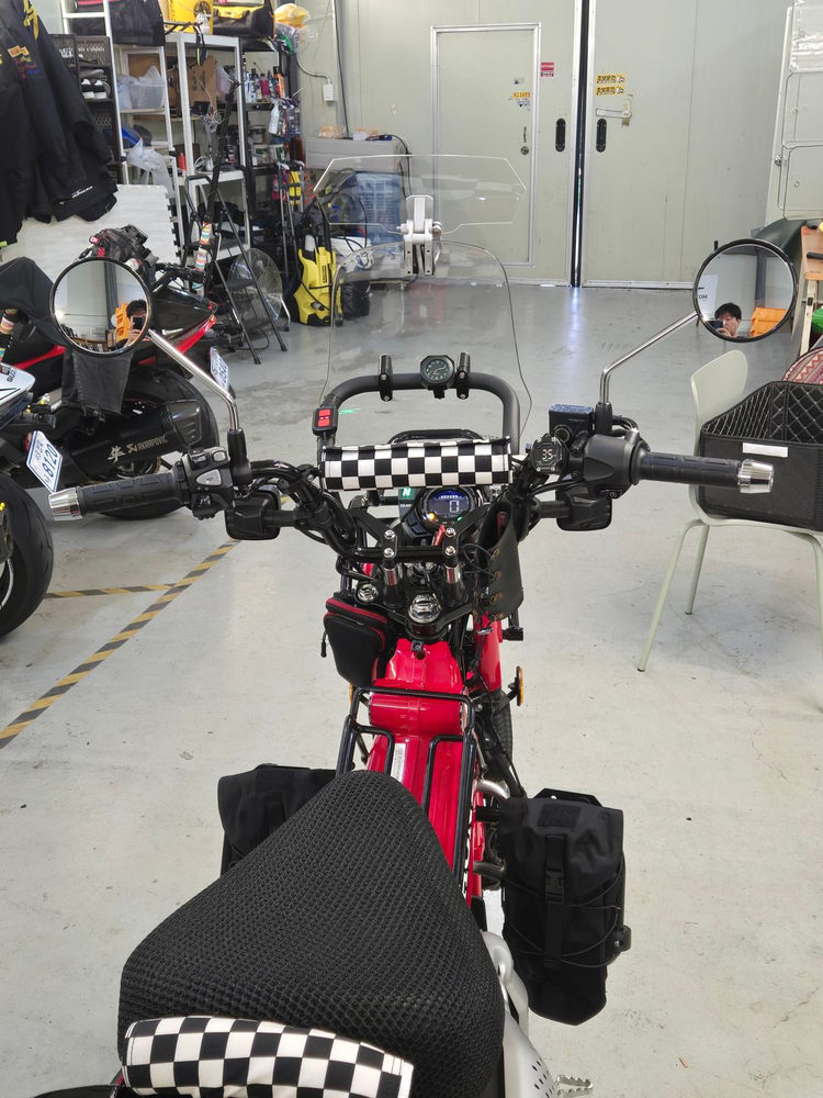 혼다 23년식 헌터커브 125 레드 판매 합니다. 이미지