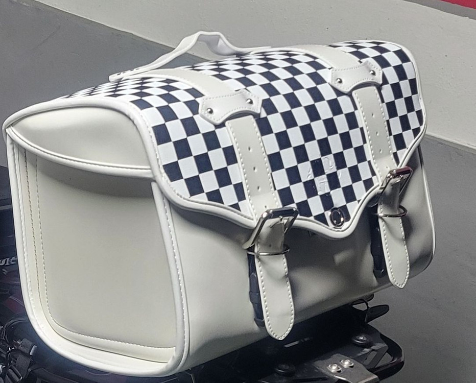 혼다 23년식 헌터커브 125 레드 판매 합니다. 이미지