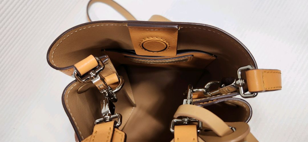 빈폴 바스켓 하루 미니 버킷백. 크로스백 이미지