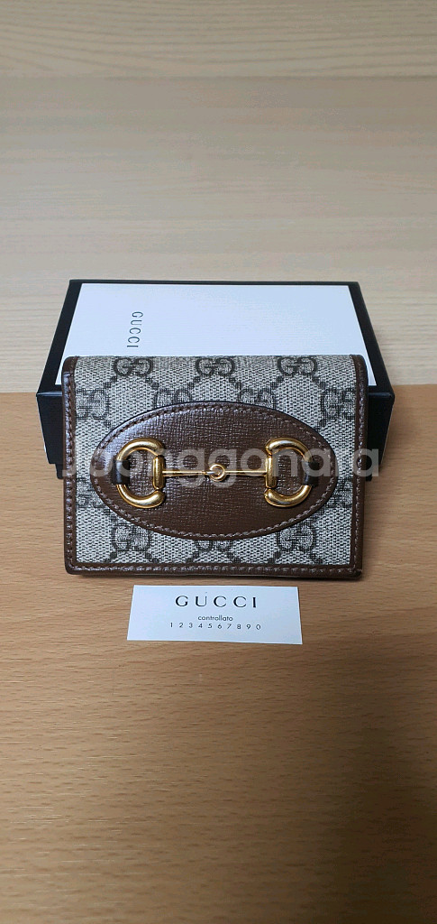 구찌 홀스빗 반지갑 정품A급(감정O)프라다루이비통디올고야드샤넬셀린느보테가생로랑버버리발렌시아가--0