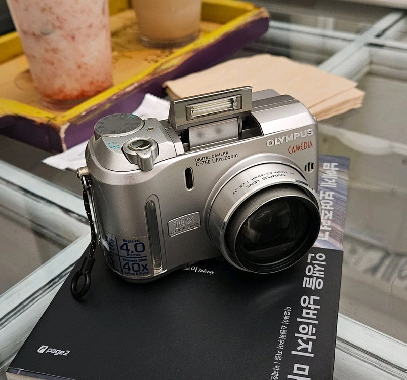 올림푸스 C-750 zoom 빈티지 디카 이미지