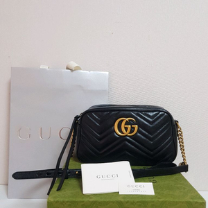 구찌 마틀라세 스몰 ㅡ 실착 5회미만