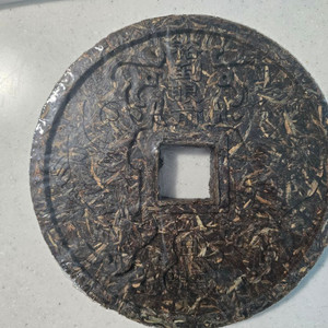 [1998년 숙성 보이차 / 국영기업 선물용 원보형 1000g / 상태 최상]