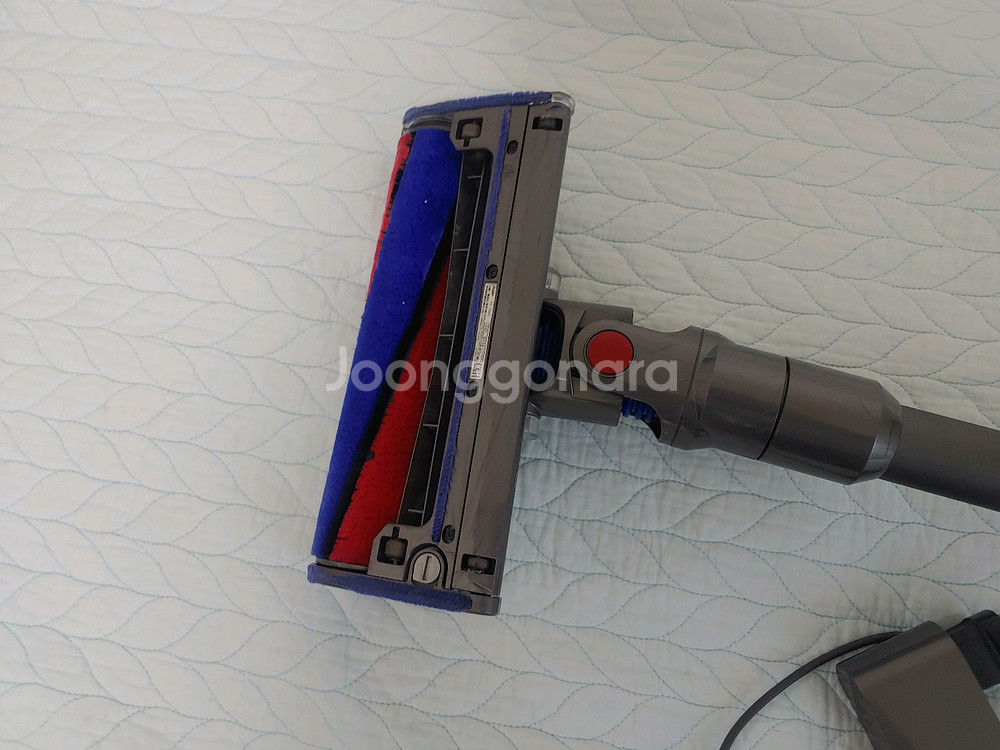 다이슨 v8 무선 청소기 팝니다 부산 해운대--9