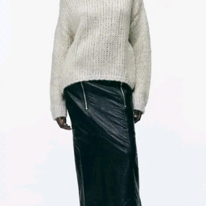 자라우먼스 울 니트스웨터 M사이즈 새상품