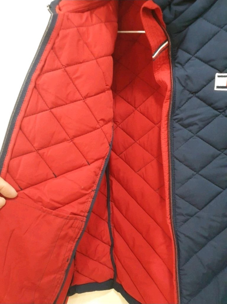 타미힐피거 후드 니트 집업55~66 팝니다. 이미지
