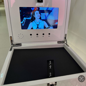 아이유 팝업 바이 썸머 미니어처 기타 (한정판)