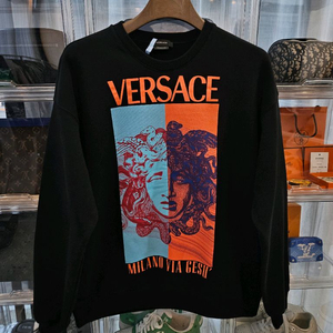 [정품/새상품급] 베르사체 메두사 로고 그래픽 스웨트셔츠 맨투맨 XL