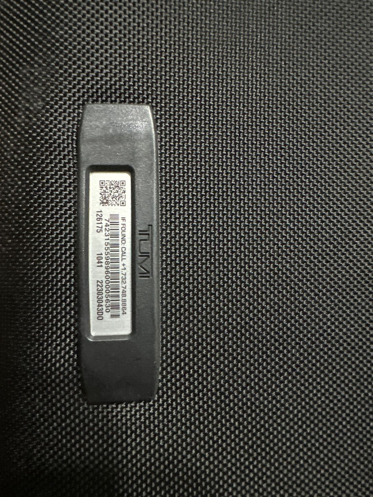 투미 여행가방--1