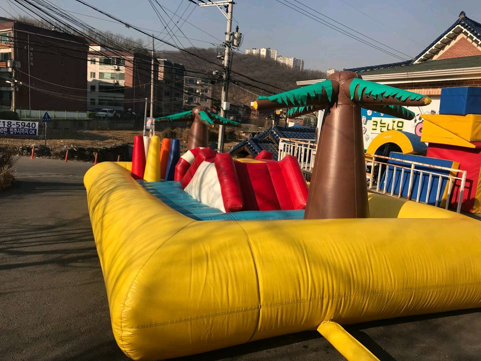 대형 에어바운서 놀이기구--2