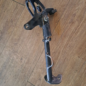 혼다 벤리110 사이드스탠드 중고부속