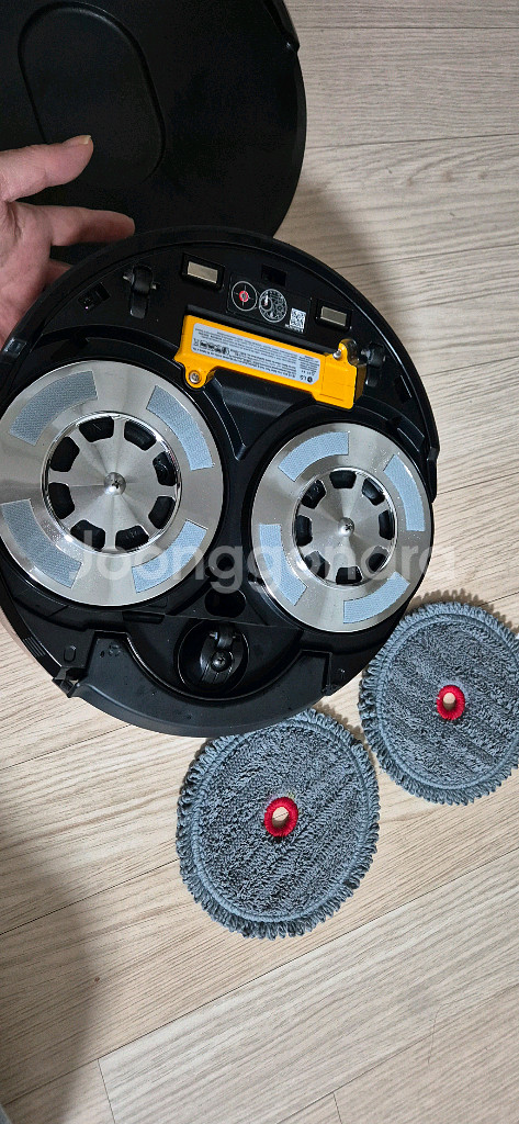 LG 코드제로 M9 물걸레 로봇청소기--3