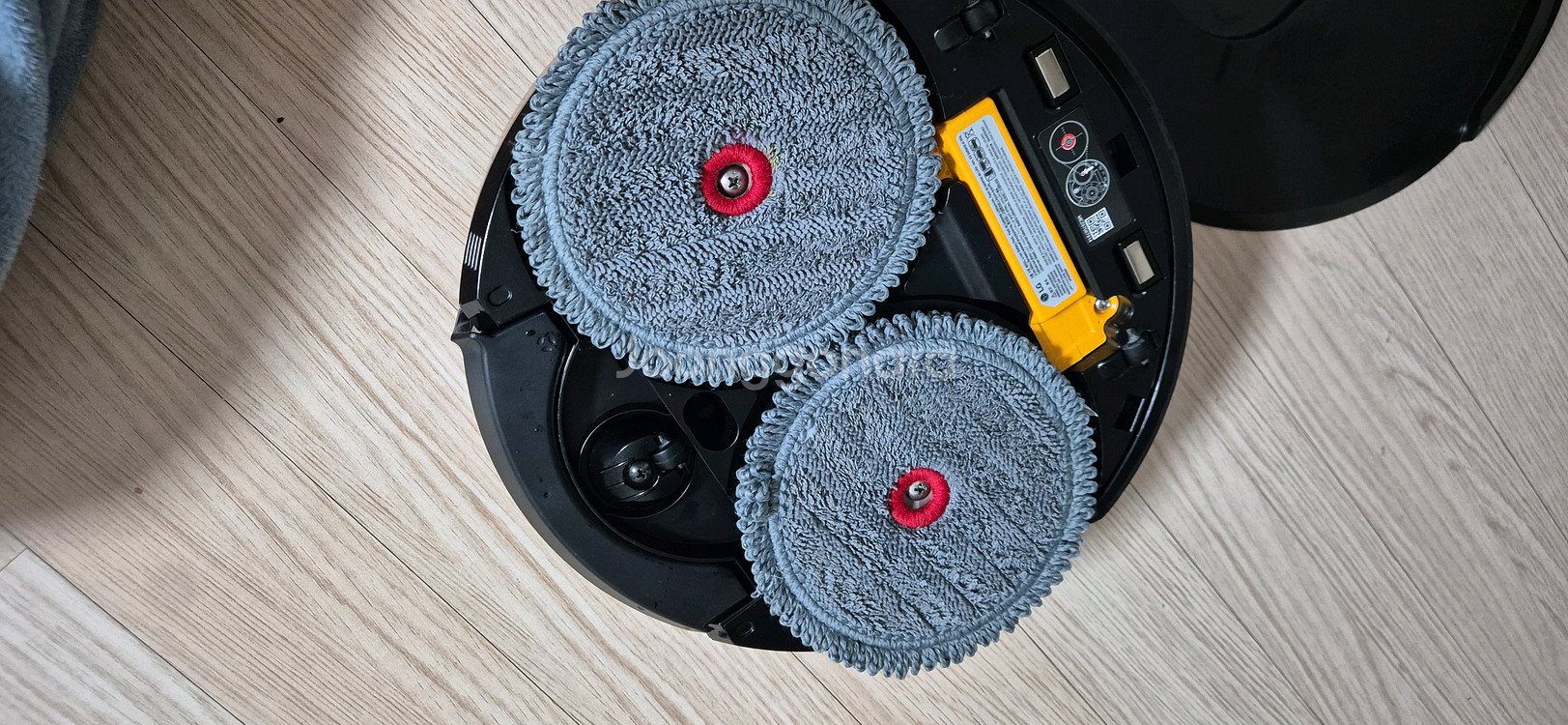 LG 코드제로 M9 물걸레 로봇청소기--4