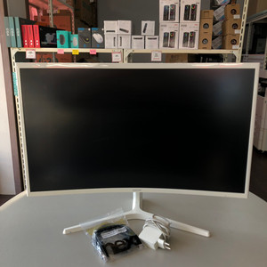 사무용 게임용 게이밍 삼성 32인치 커브드 모니터 144Hz 안전포장 무료배송!