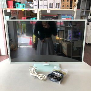 사무용 게임용 게이밍 32인치 유디아 평면모니터 144Hz 판매합니다! 무료배송! 안전포장!