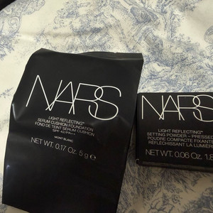 나스 라이트 리플렉팅 쿠션 리필 (몽블랑)