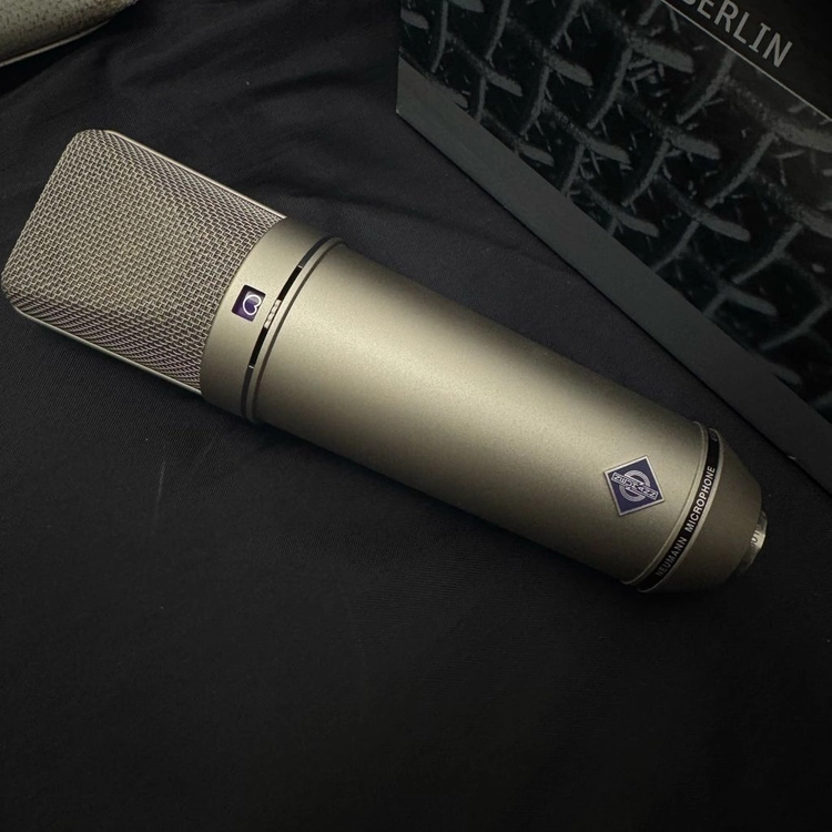 Neumann 노이만 U87ai (18만8천번대) - 안심되는 중고거래