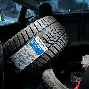 한국타이어 윈터 i*cept evo3 235/35R19