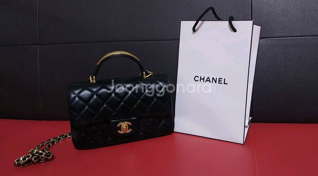샤넬 클래식 뉴미니 탑핸들 체인백--2