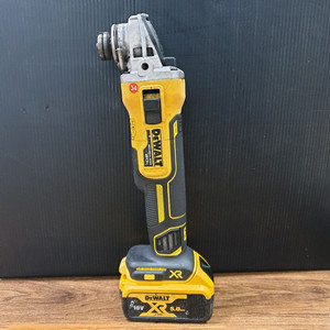 디월트 충전그라인더 DCG405 20V P1 5인치 배터리 포함