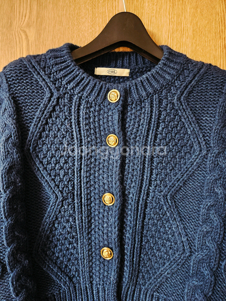 miel 미엘 두두 가디건 금장 버튼 꽈배기 겨울 가디건--2
