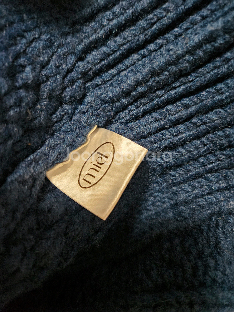 miel 미엘 두두 가디건 금장 버튼 꽈배기 겨울 가디건--5