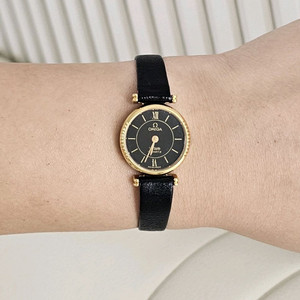 오메가 드빌 검판 여성 레이디 쿼츠 시계 빈티지 여자 손목시계 팔찌 금장