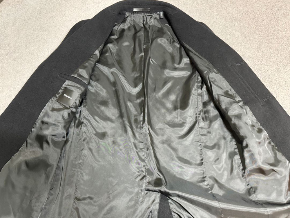 Theory 띠어리 블랙 캐시미어 코트 이미지