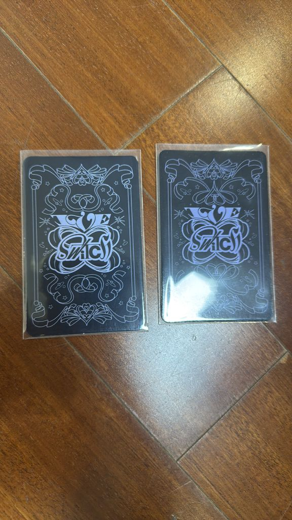 리즈,레이포카 팔아요! 덤으로 아이브 도무송도 줍니당 이미지