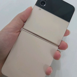 갤럭시 Z플립4 특S급 256g 서울z플립4 부산z플립4 강원z플립4 대전z플립4 창원z플립4 거제z플립4 중고폰