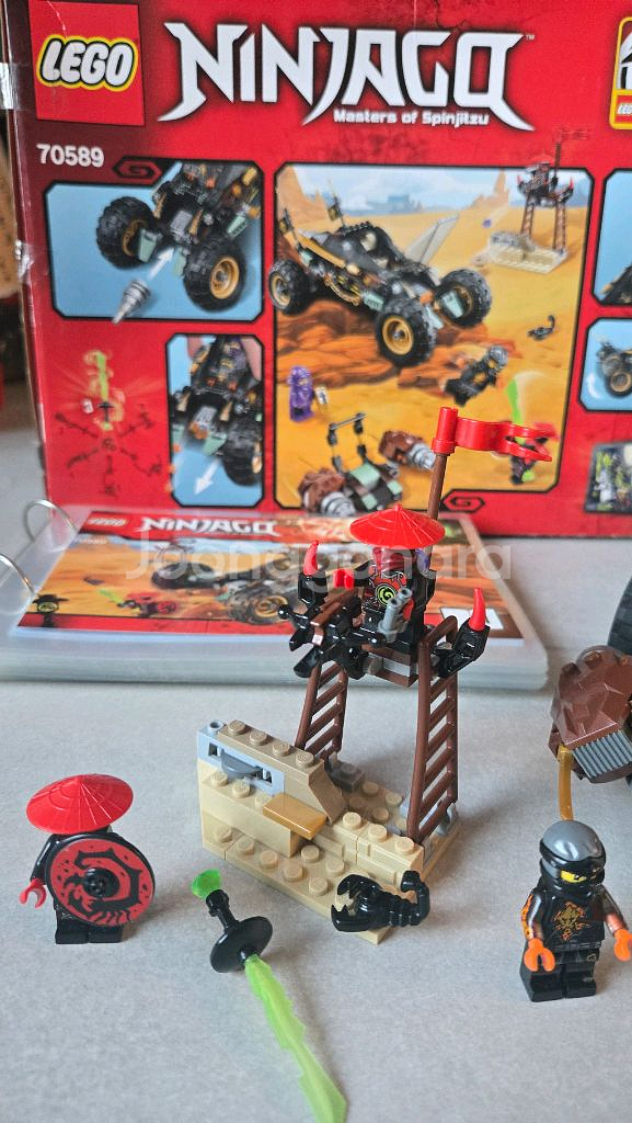 레고 닌자고 콜의 락로더 70589 정품 팝니다--1