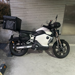 슈퍼쏘코 tc max 전기 오토바이 (전기 스쿠터)