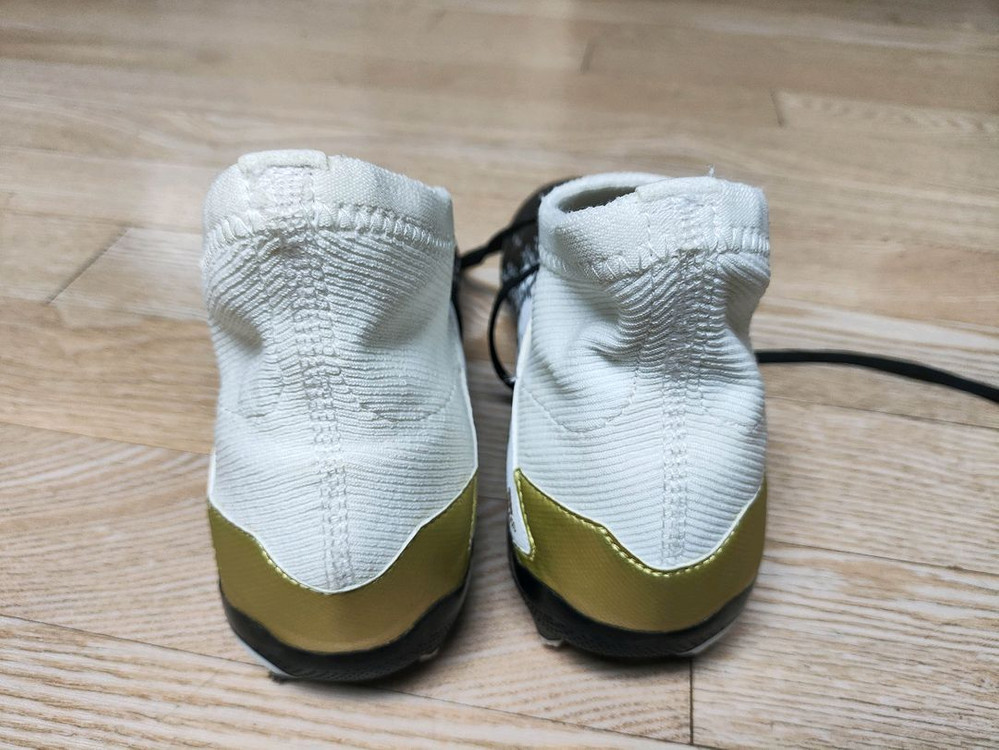 아디다스 프레데터 축구화 20.3 mg 240 이미지