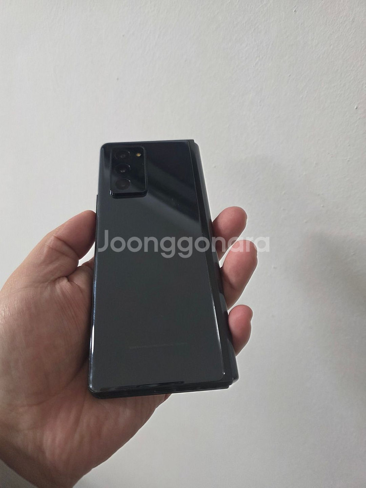 갤럭시 Z폴드2 블랙 256기가 팔아요~--2