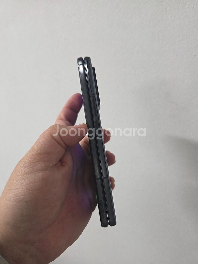 갤럭시 Z폴드2 블랙 256기가 팔아요~--3