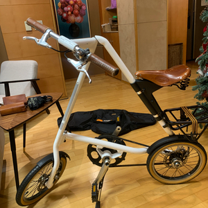 스트라이다 브룩스 안장 전용사방 등