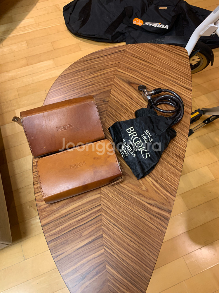 스트라이다 브룩스 안장 전용사방 등--1
