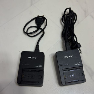 소니 NP-FZ100 배터리 전용 정품 충전기 2개