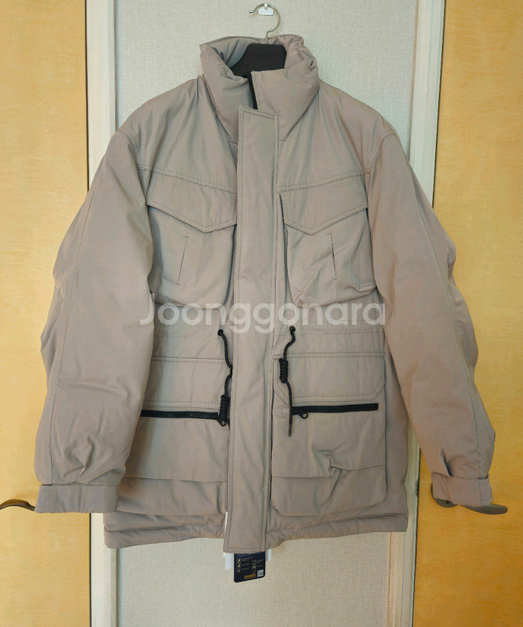 새상품)85만원 가넷옴므 구스다운 패딩 105 거위털 자켓 점퍼 코트 리버클래시 지오송지오 시스템옴므 타임옴므--0