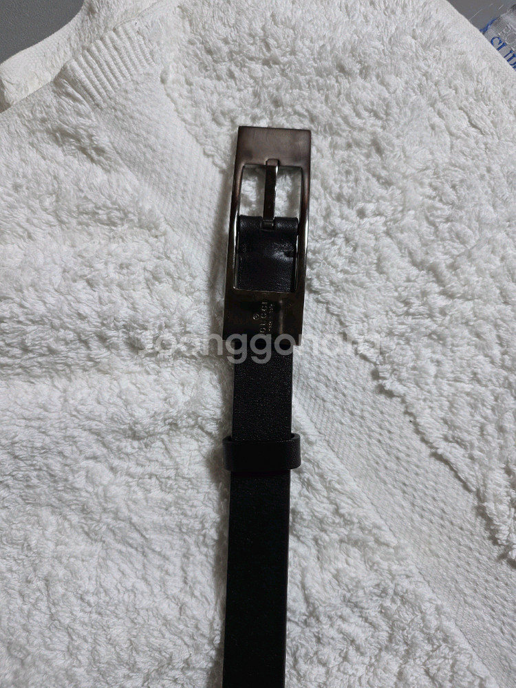 구찌 (GUCCI) 정품 여성용 블랙 레더 벨트 (심플 버클)--2