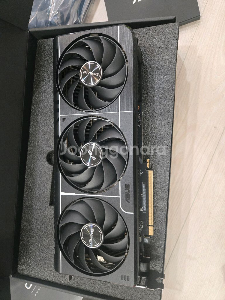 RTX 5070Ti 그래픽카드--1